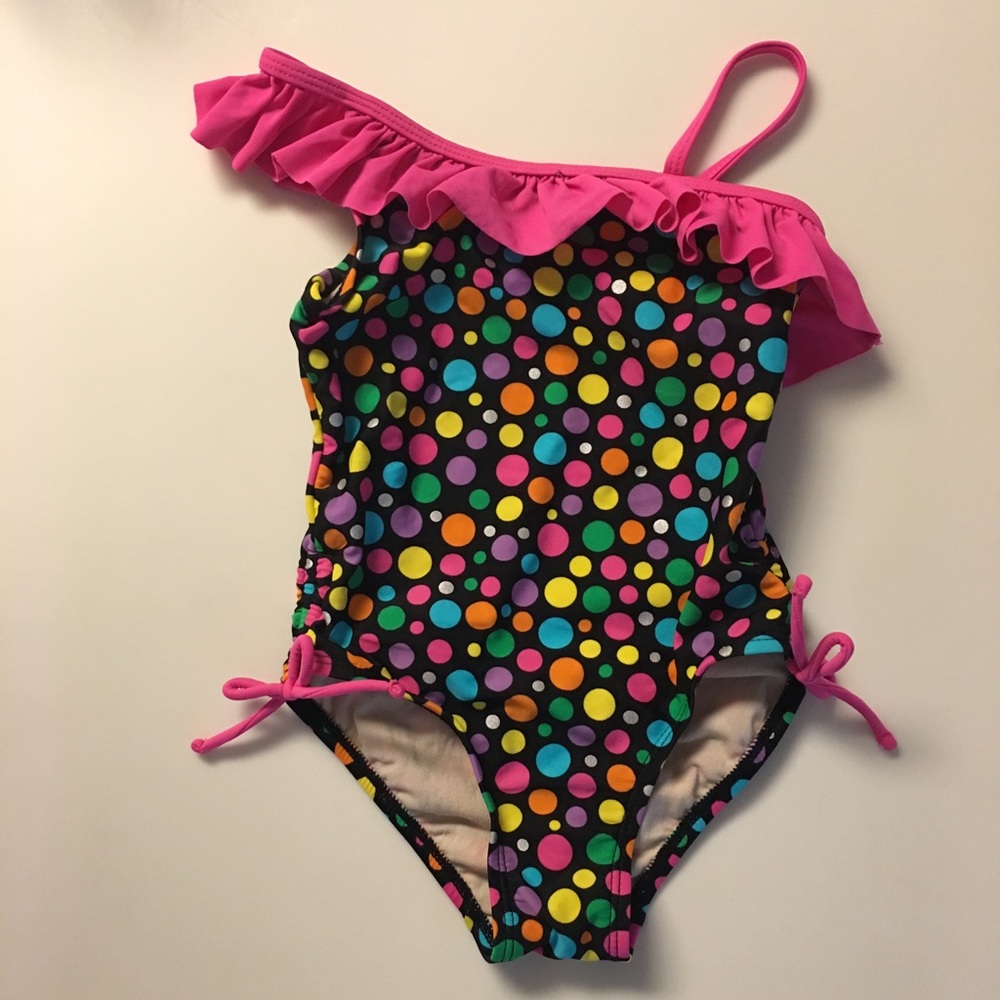 Total Girl NWOT Size 6 one pc bathing suite